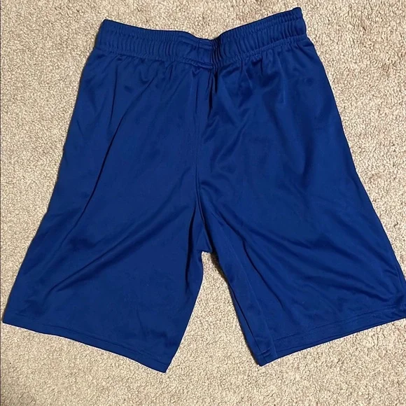 Under Armour Boys Blue Shorts - Picture 3 of 3